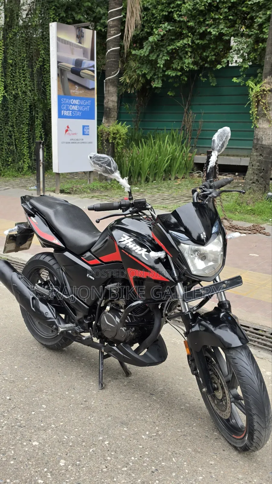 Hero Hunk 2021 Black