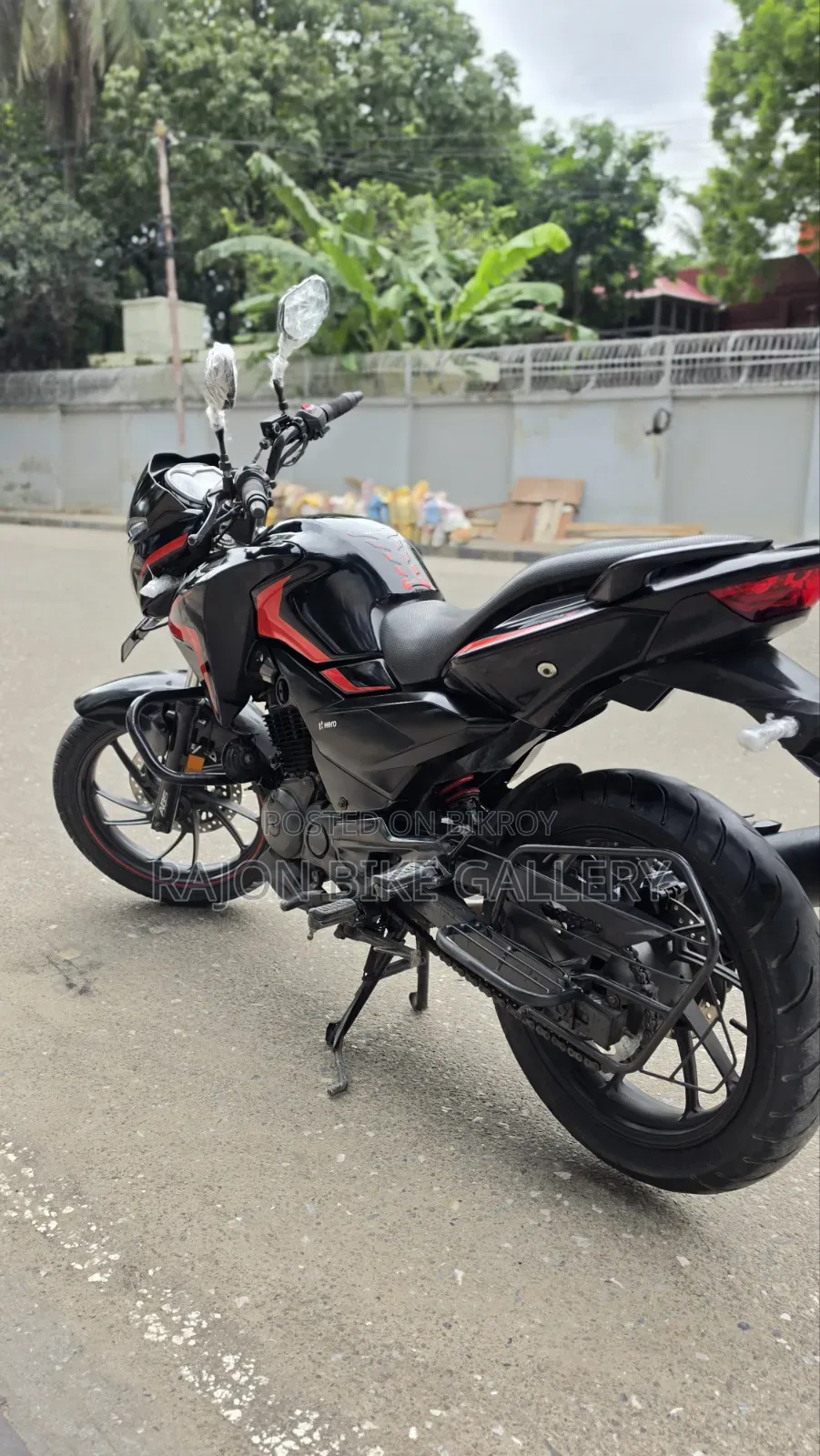 Hero Hunk 2021 Black