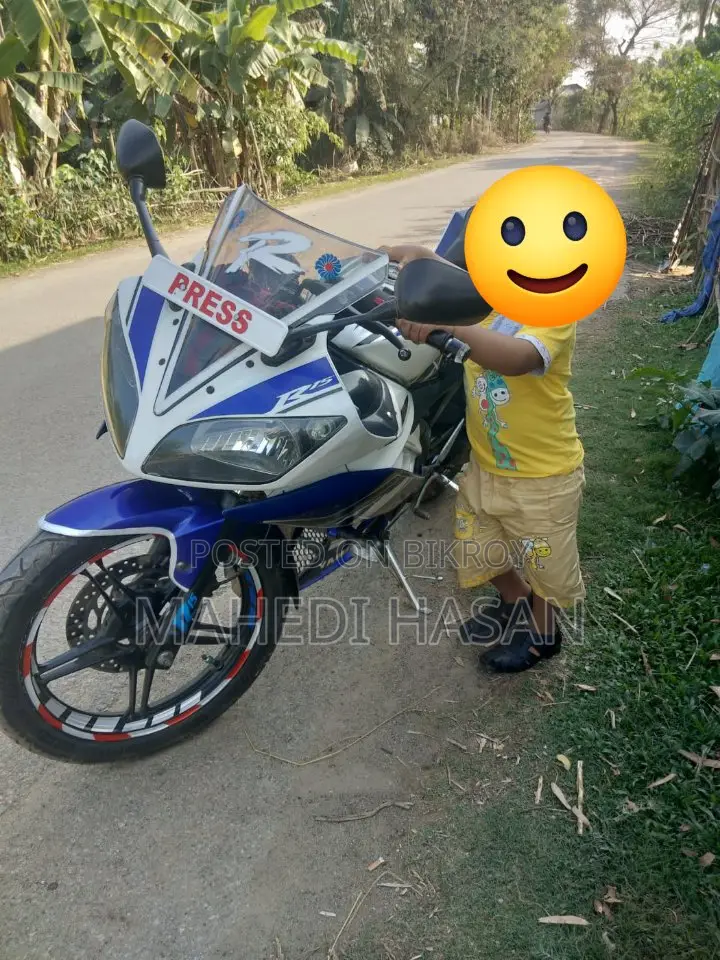 Yamaha R1 2017 White