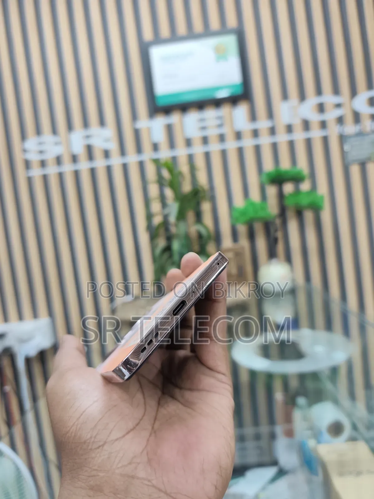 ওপ্পো এফ২৭ ১২৮ জিবি ব্রোঞ্জ