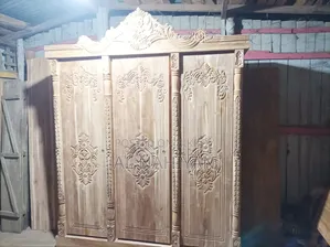 Almirah for Sale