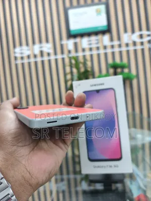 Samsung 128 GB Red
