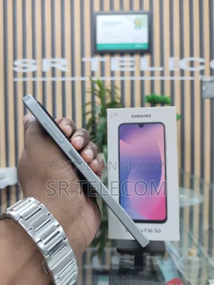 Samsung 128 GB Red