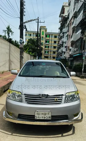 Toyota Corolla 2004 Silver