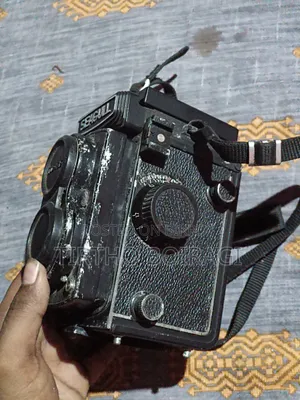 ভিন্টেজ ক্যামেরা স্টক উপলব্ধ