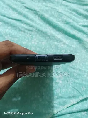 স্যামসাং গ্যালাক্সি এস২০+ ১২৮ জিবি ব্ল্যাক