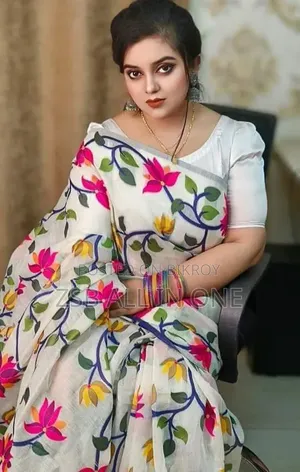 হাফ সিল্ক স্ক্রিন প্রিন্ট শাড়ি