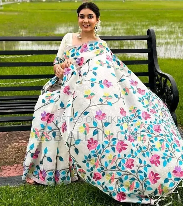 হাফ সিল্ক স্ক্রিন প্রিন্ট শাড়ি