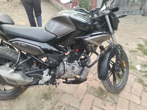 Hero Xtreme 125R 2025 Black
