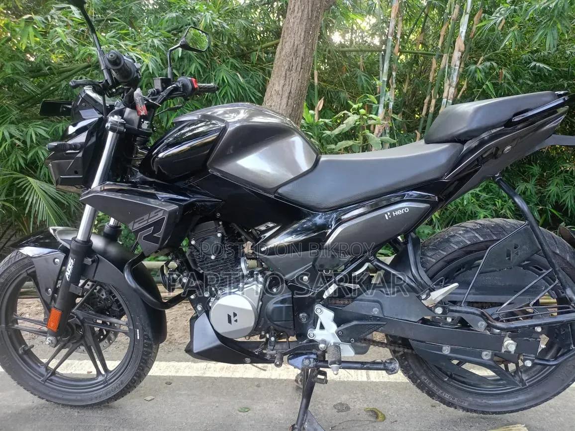 Hero Xtreme 125R 2025 Black