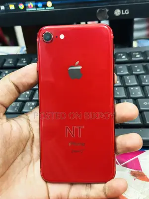 অ্যাপল আইফোন ৮ ৬৪ জিবি রেড