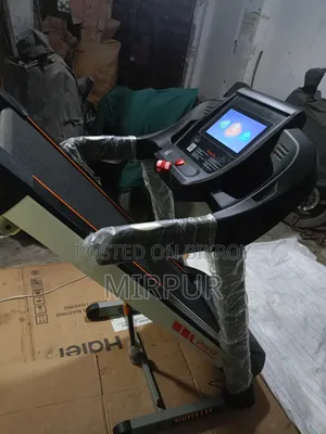 উমে মটরাইজড ট্রেডমিল