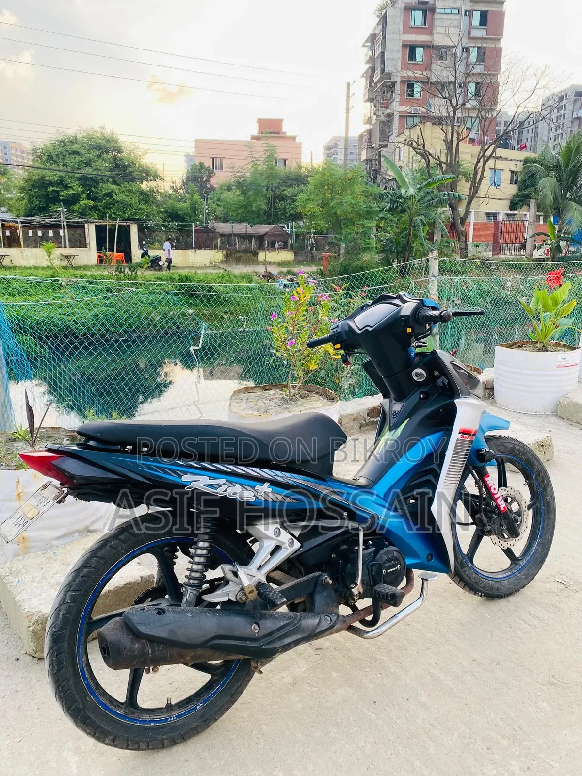 Runner Kite + 110 2018 Blue