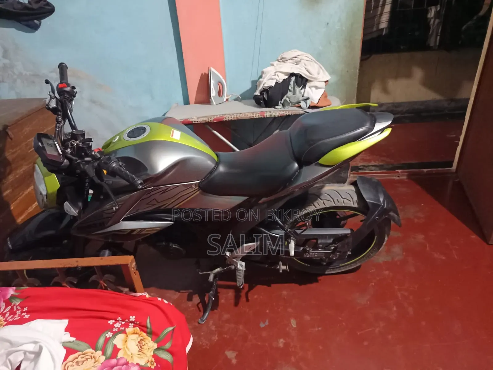 Suzuki Gixxer 2026 Beige