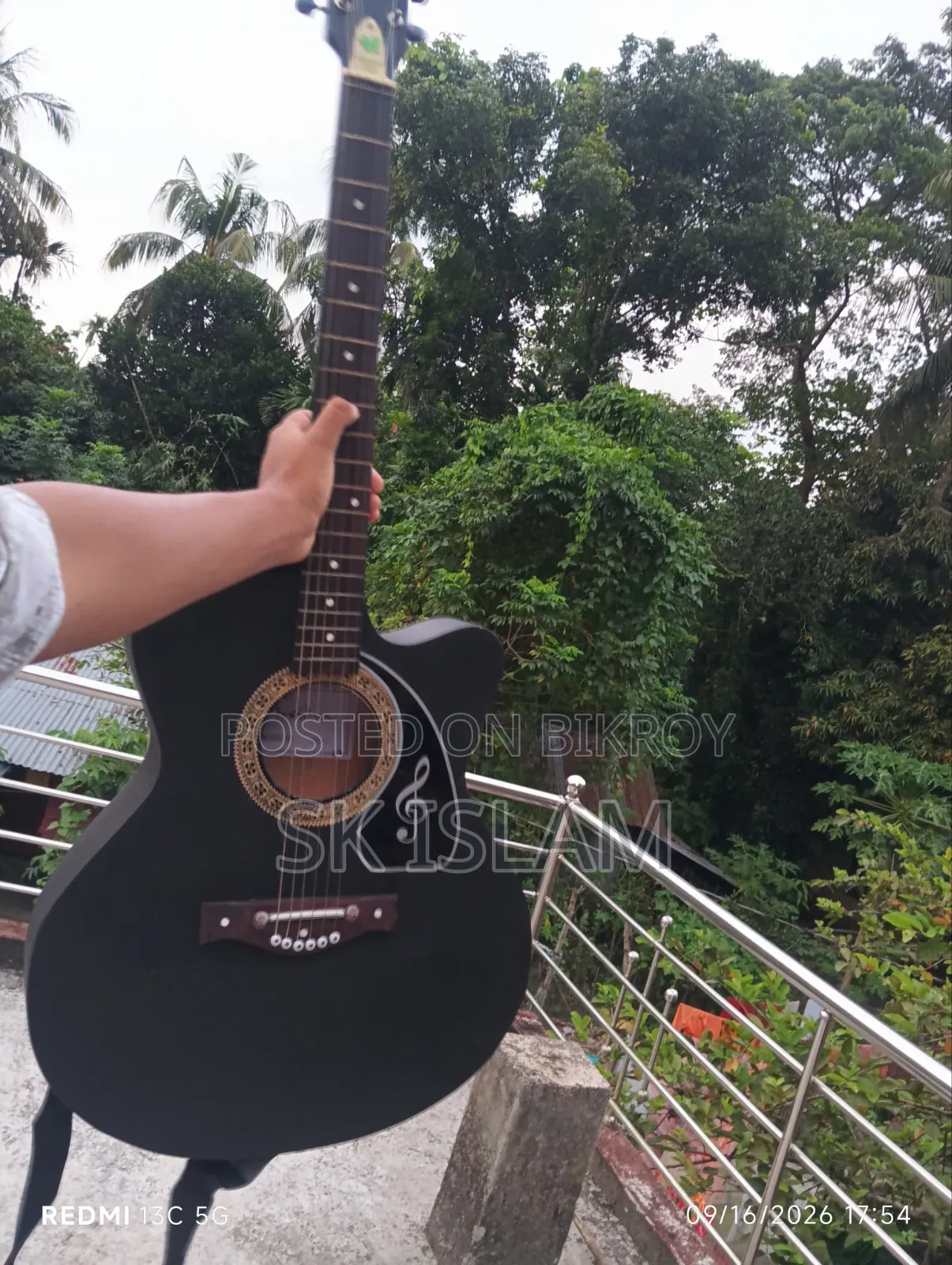 Super Fresh Acoustic Guitar