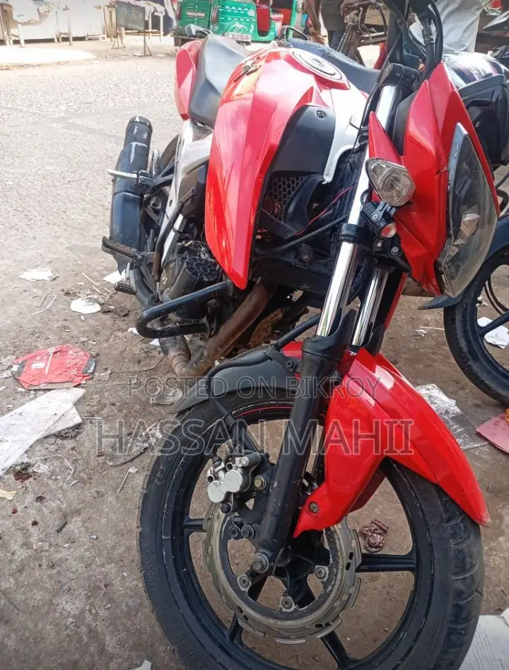 New TVS Apache RTR 160 4V 2020 Red