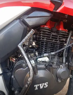 New TVS Apache RTR 160 4V 2020 Red