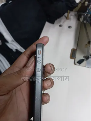Apple iPhone 4 16 GB