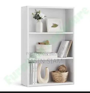 Signature Design 3-Tier Bookcase / Bookshelf / Storage Shelves