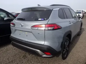 Toyota Corolla Cross 1.8 Hybrid AWD 2021 Gray