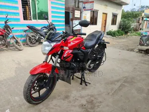 সুজুকি জিক্সার ২০১৮ রেড