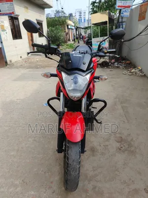 সুজুকি জিক্সার ২০১৮ রেড