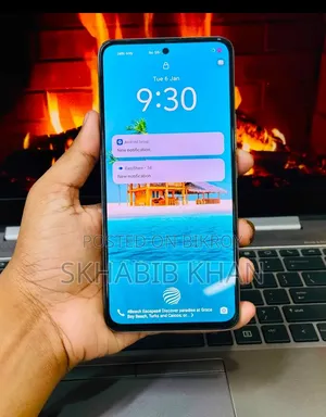 ভিভো ভি৪০ লাইট ৪জি ১২৮ জিবি ইয়েলো