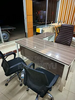 Office Table/Chair