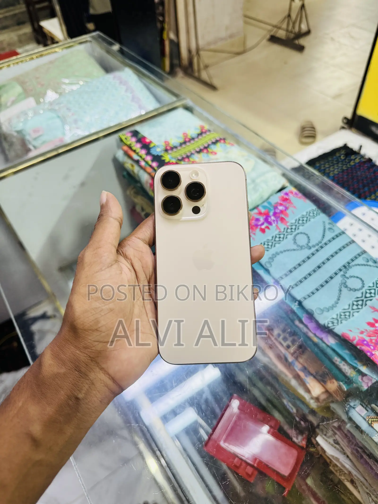 Apple iPhone 16 Pro 256 GB Rose Gold