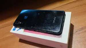 Vivo Y11 32 GB Blue