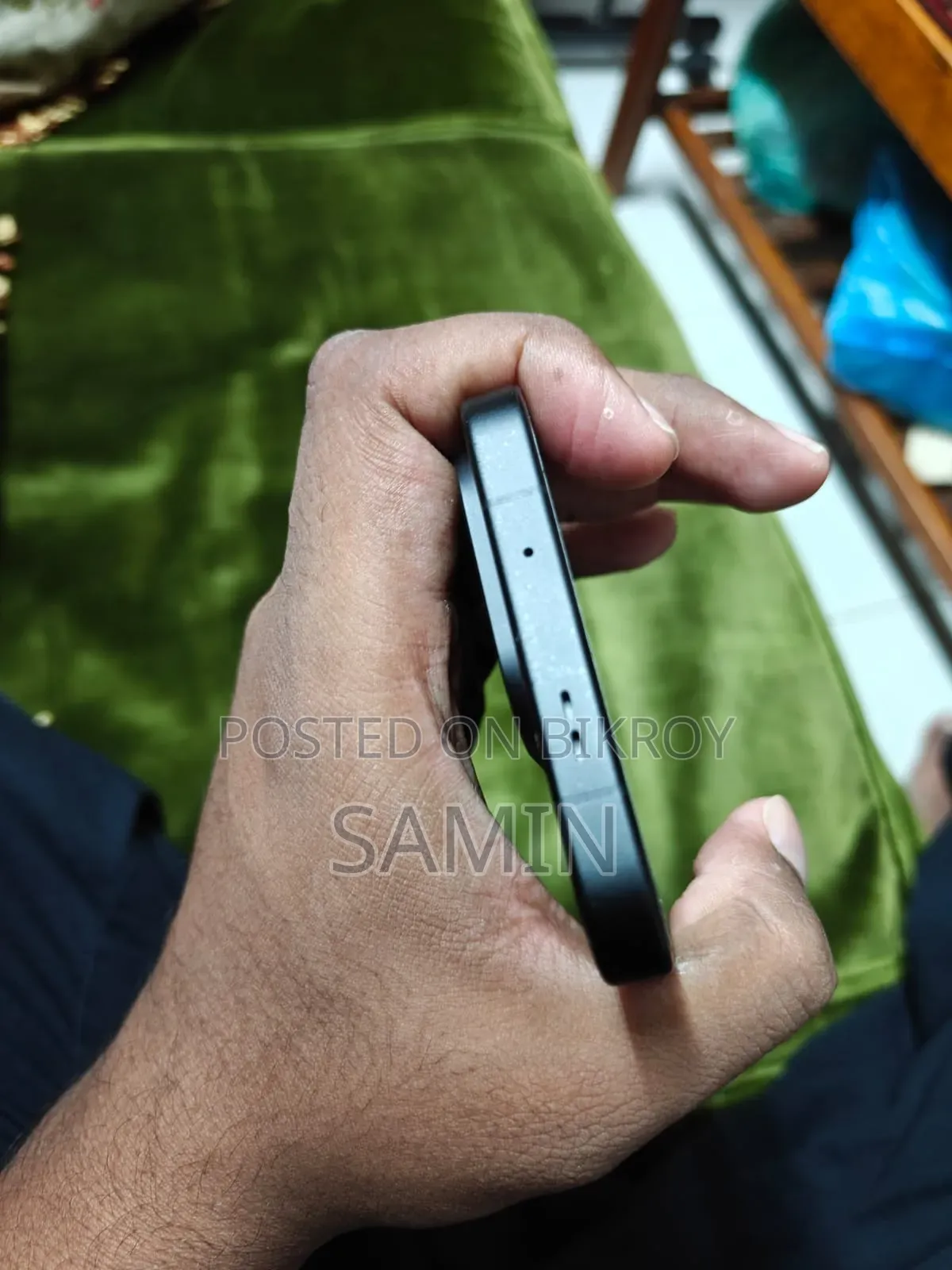 ওয়ানপ্লাস ১৫ ২৫৬ জিবি ব্ল্যাক