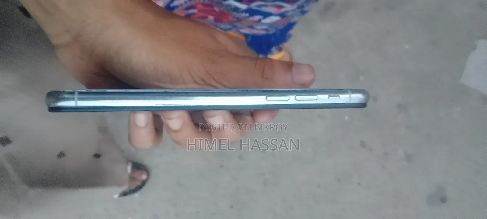 অ্যাপল আইফোন এক্সএস ২৫৬ জিবি হোয়াইট