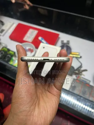 Apple iPhone 7 32 GB Silver