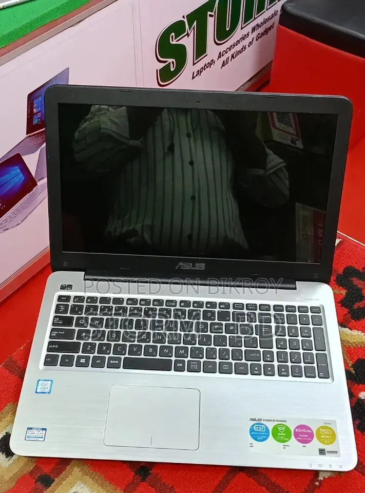 Laptop Asus X55U 8GB Intel Core i5 SSD 256GB