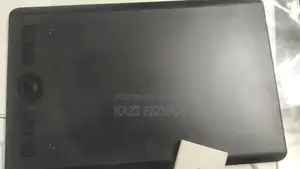 ওয়াকম ইনটিউস প্রো মিডিয়াম পিটিএইচ-৬৬০