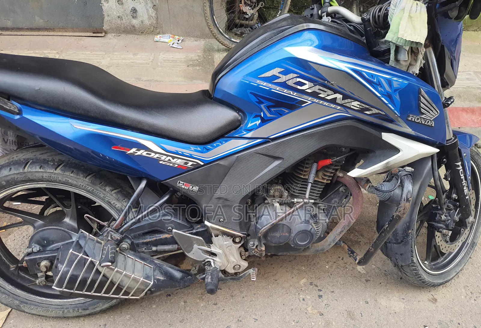 Honda Hornet 2018 Blue