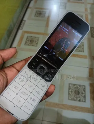 Nokia 2720 Flip 512 GB White