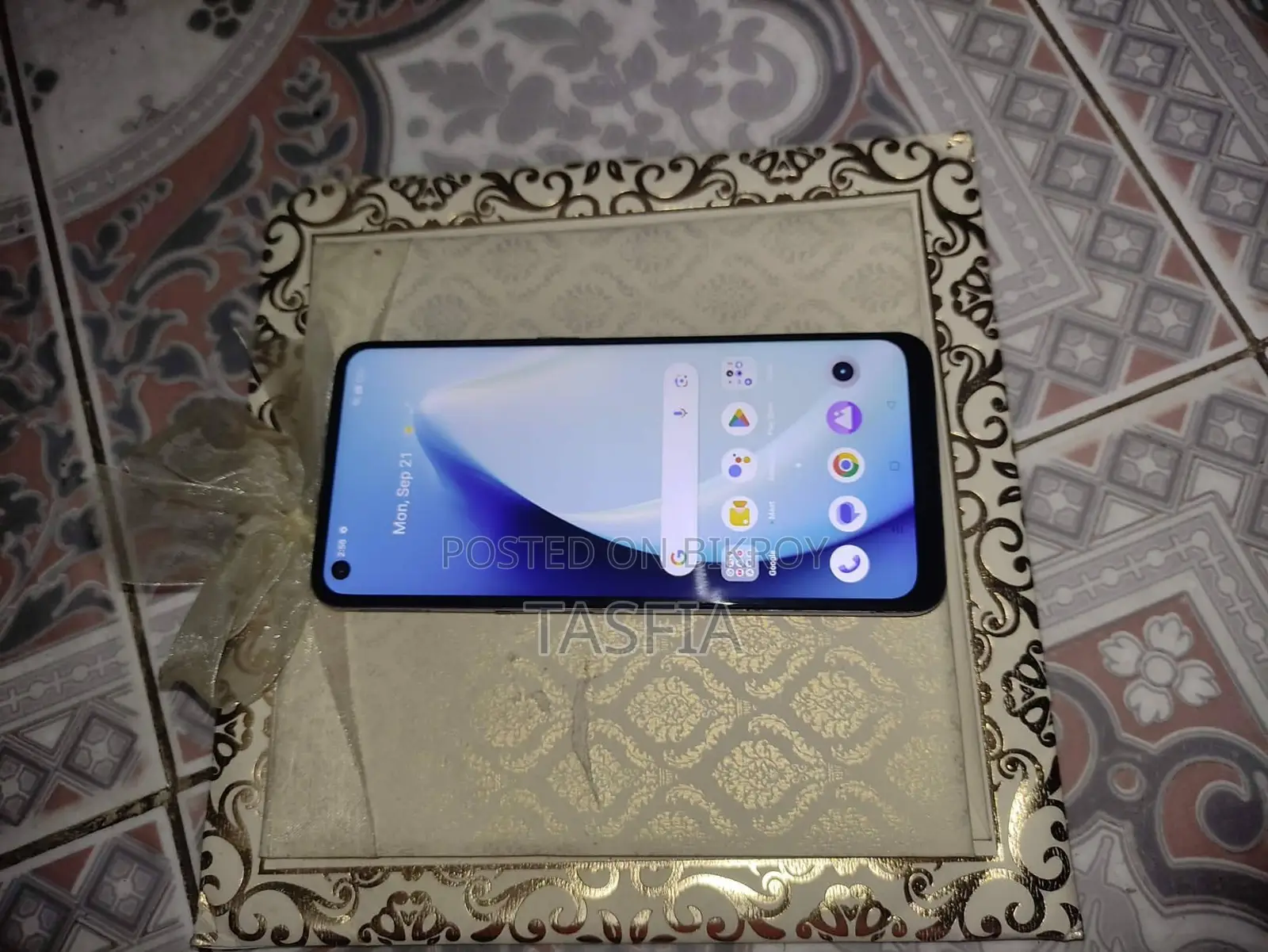 রিয়েলমি জিটি মাস্টার এডিশন ১২৮ জিবি সাদা