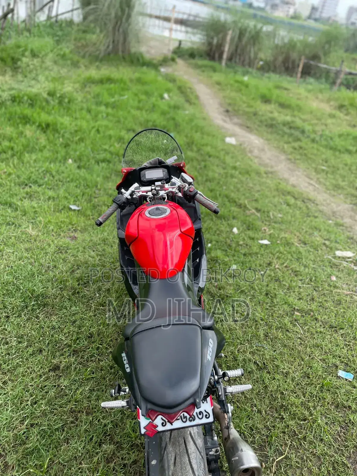 Suzuki GSX-R150 ২০২১ লাল
