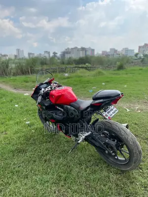 Suzuki GSX-R150 ২০২১ লাল