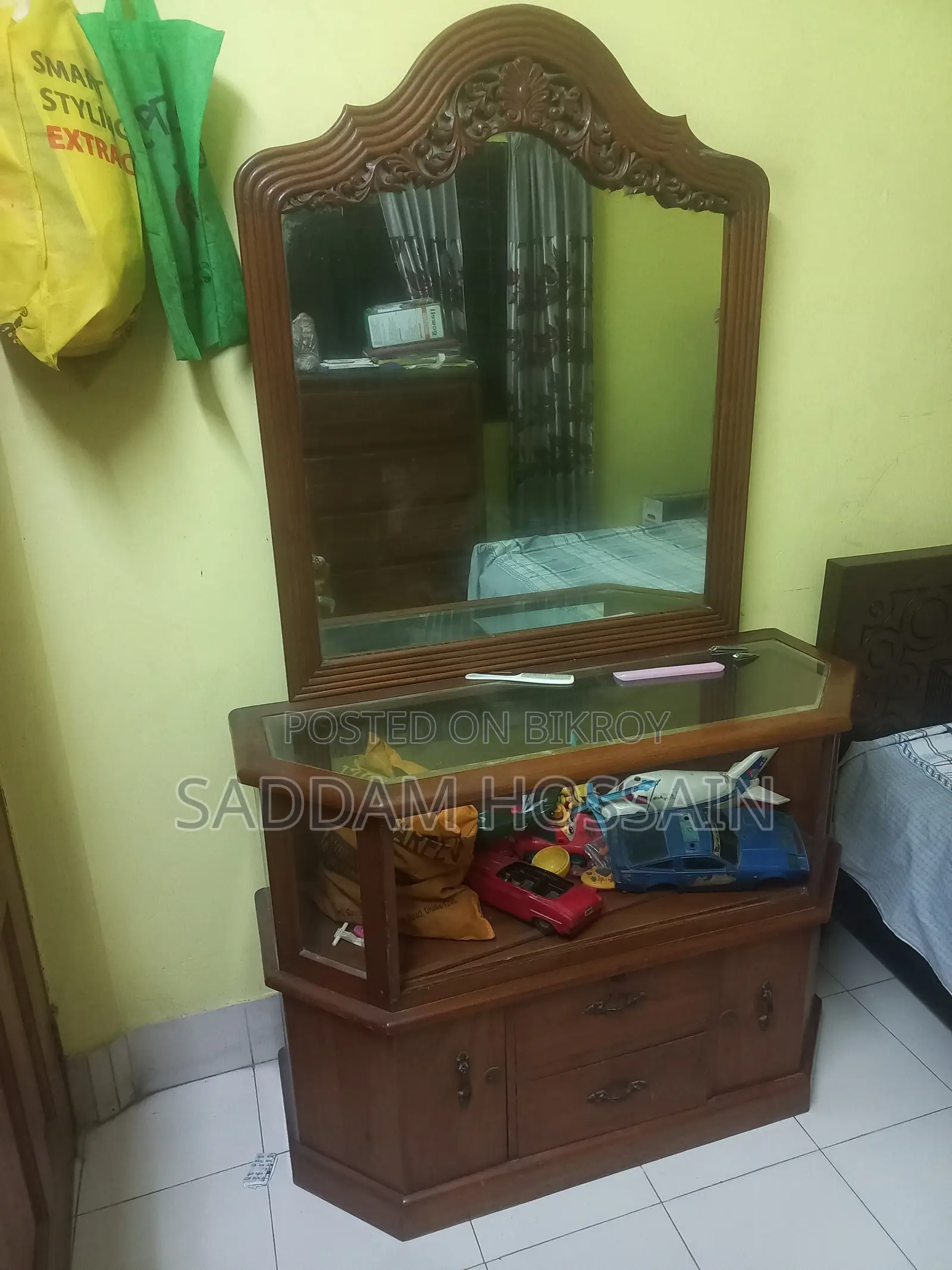 Dressing Table (Original Wooden)