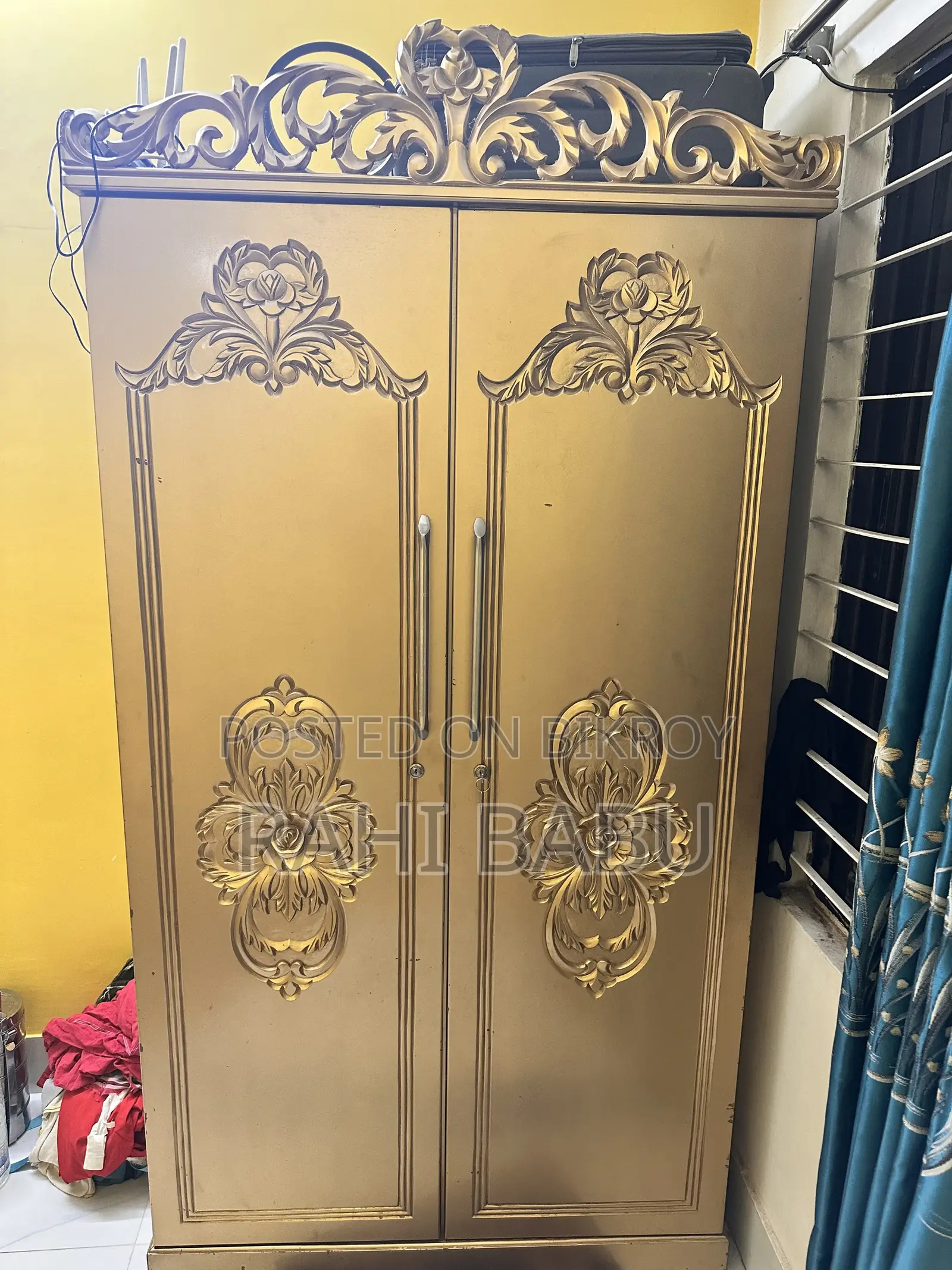 Bed room furniture sell