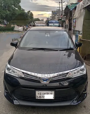Toyota Corolla Fielder 1.5 Hybrid Four-Wheel Drive 2020 Black