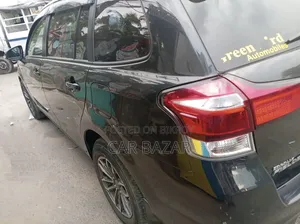 Toyota Corolla Fielder 1.5 Hybrid FWD 2020 Black
