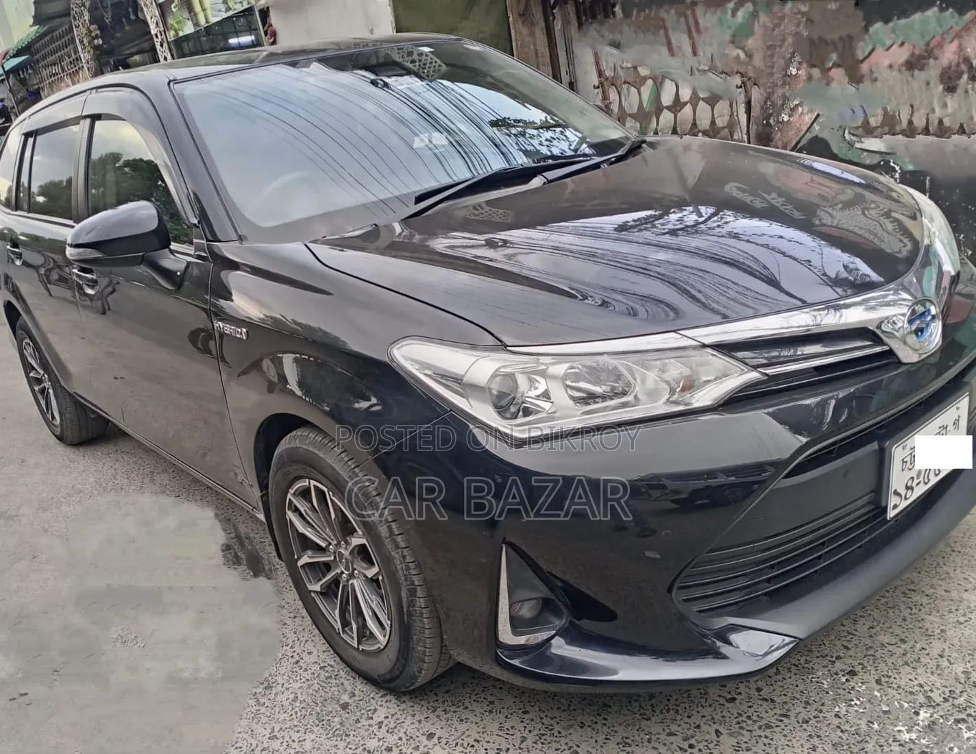 Toyota Corolla Fielder 1.5 Hybrid FWD 2020 Black