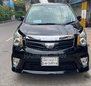 Toyota Noah 2011 Black