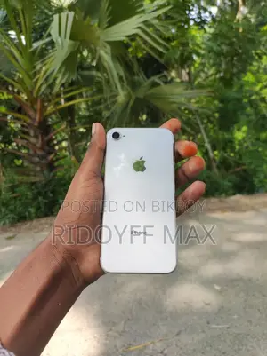 Apple iPhone 8 64 GB White