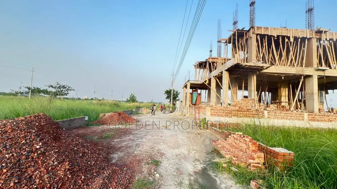 Buy 8 Katha Plot Sale M Block Bashundhara