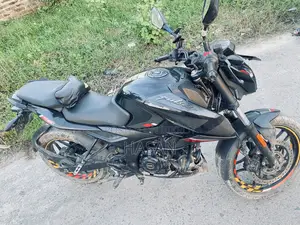 Bajaj Pulsar N160 2023 Black