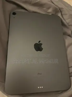 Apple iPad Air (2022) 64 GB Gray